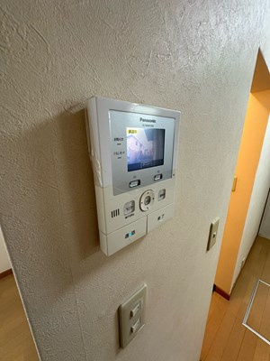 【セキュリティ】 | グリーンバレー王禅寺A | 防犯対策に有効なカメラ付きインターホン！突然の来客にもバッチリ対応できちゃいます☆
