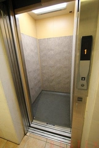 弊社は全物件が仲介手数料半月分でご紹介可能です。