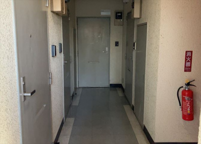 【その他共用部分】 | エトワール明神町 | 共用部分は、一棟の建物に住む区分所有者全員が共同で所有するとし、共用部分の管理、補修などは、区分所有者で形成される管理組合が行います。個人の判断で勝手に変更することはできませんので覚えておきましょう。