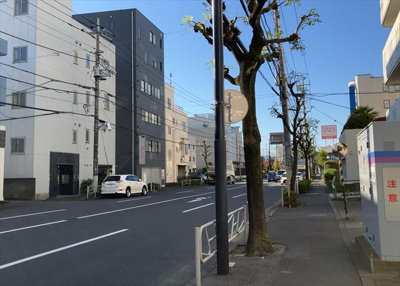 【展望】 | エトワール明神町 | 眺望を気にして物件を探す場合、前面に建物が建っていないか現地で確認しましょう！前面に建物があると景色はもちろん、日当たりや風通しにも影響が出てきます。住んだ時のことを想像しながら現地見学をしましょう。