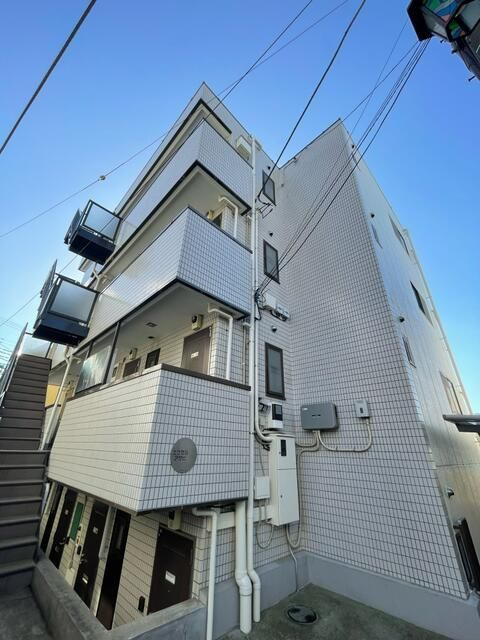 エクセルアサヒのエントランス