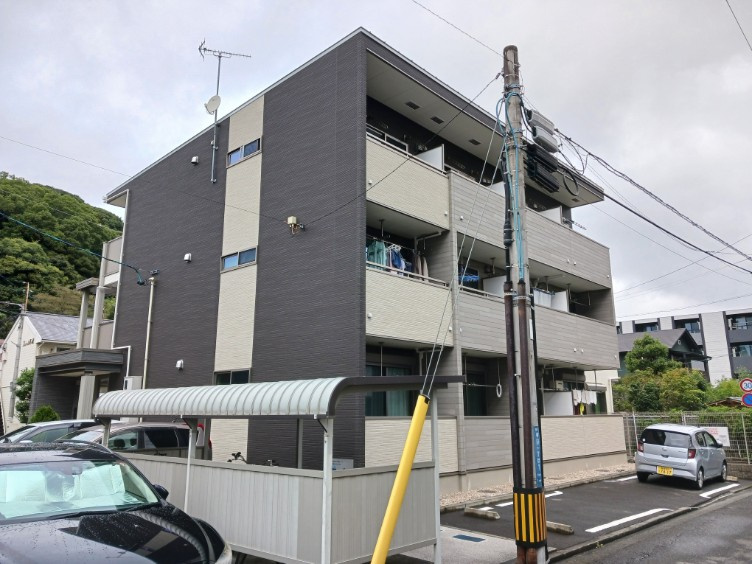 ラウレア・ハレの画像