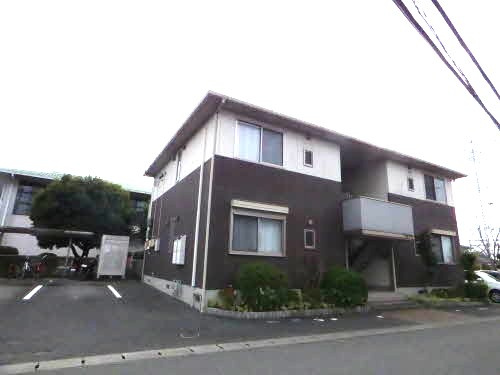 菊池郡菊陽町大字津久礼のアパート