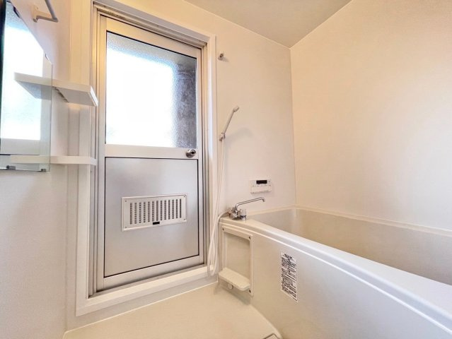 南円明寺ヶ丘団地15棟　1階の浴室