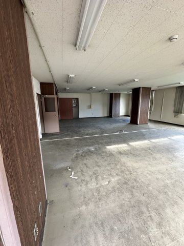 津山市昭和町　売ビルの内装|2Fテナント跡