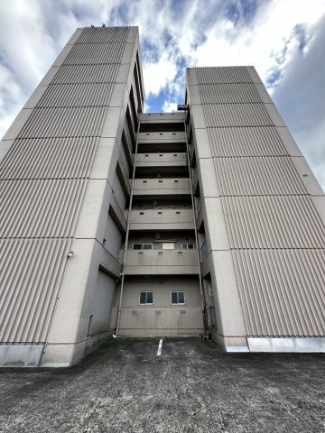 津山市昭和町　売ビルの外観