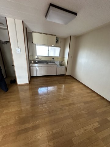 津山市昭和町　売ビルのキッチン