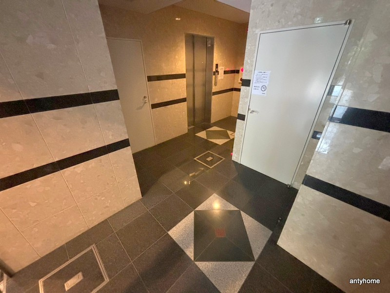 ルミエール新大阪　仲介手数料無料のロビー