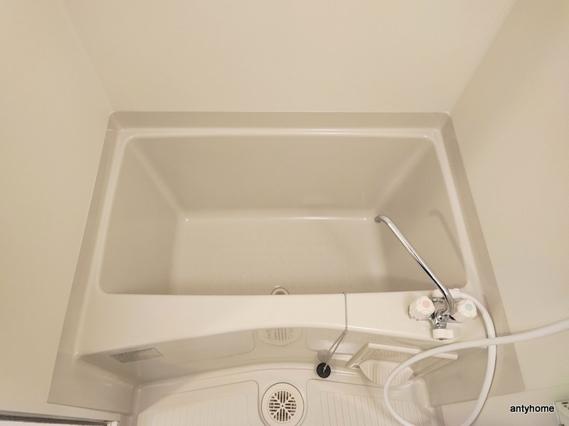 ルミエール新大阪　仲介手数料無料の浴室