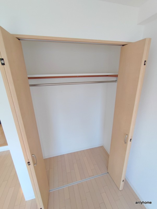 ルミエール新大阪　仲介手数料無料の収納