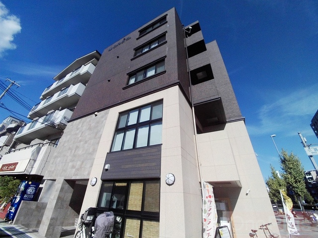 モレス・ヴィラ本山中町の外観