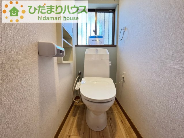 寄居町用土　中古一戸建てのトイレ