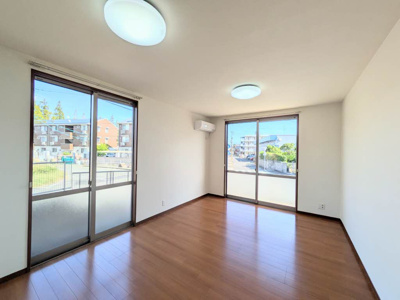 【居間・リビング】 | シャーメゾン洛陽B