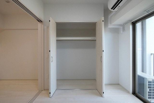 ライブガーデン江坂IXの収納|クローゼット