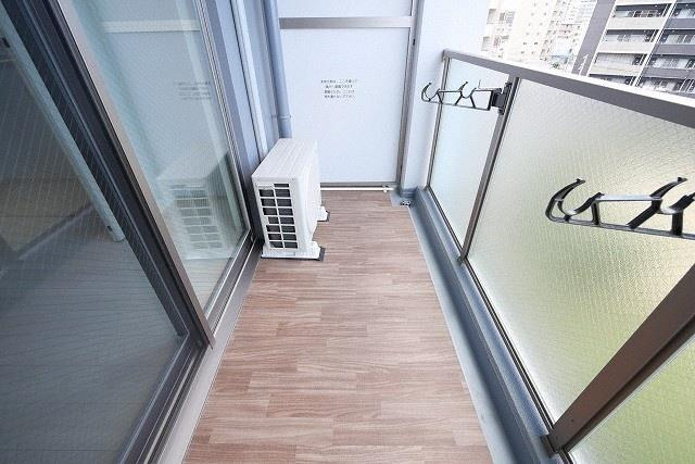 ライブガーデン江坂IXのバルコニー