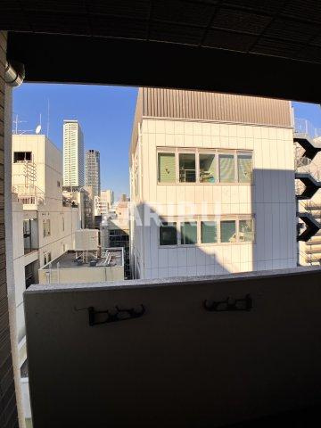 プレサンス堺筋本町駅前の展望