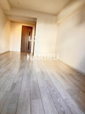 プレサンス堺筋本町駅前の居間・リビング