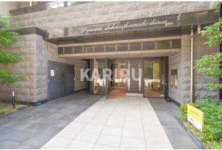 プレサンス堺筋本町駅前のエントランス