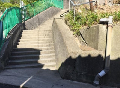 【前面道路含む現地写真】 | 塩屋町３丁目　土地