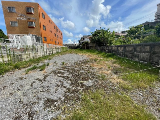 【売地】沖縄市久保田－限定１区画の前面道路含む現地写真|前面道路含む現地写真です