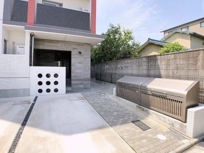 【エントランス】 | メゾン・ド・フォー・ユー【名古屋市賃貸・エアコン付】