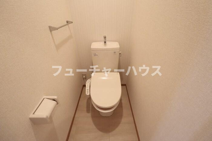 ＲＯＹＡＬ　ＧＡＲＤＥＮ　ＣＡＳＡＨＡＲＡ　Ｏのトイレ