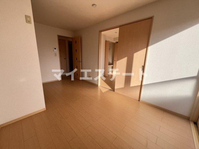 【寝室】 | サン・アドヴァンス