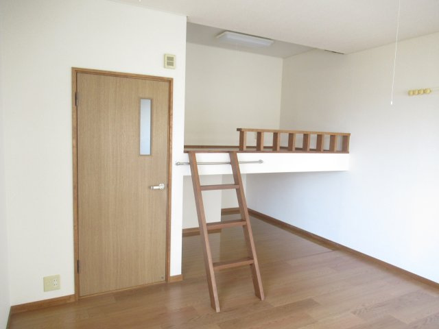 リブトキワAの洋室