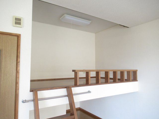 リブトキワAの洋室