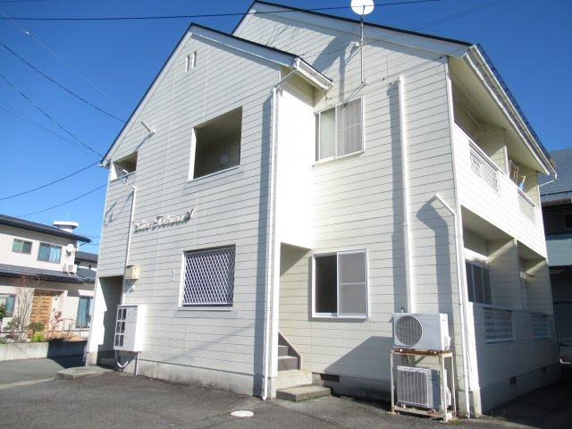 リブトキワAの外観