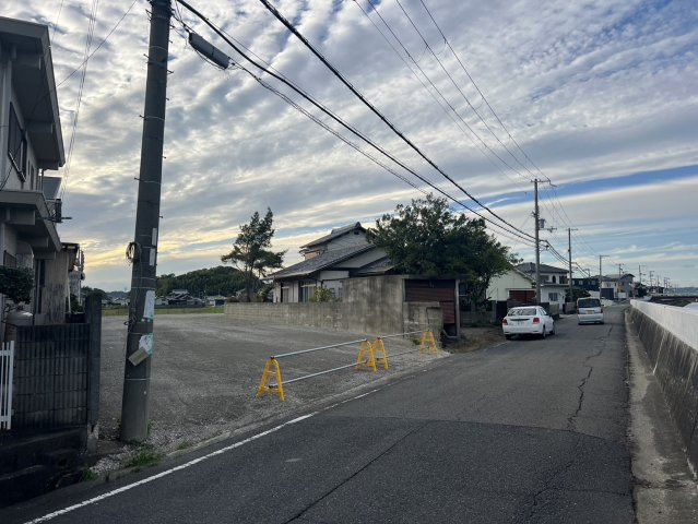 和歌山市和田・土地・56880の前面道路含む現地写真