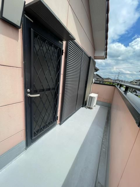 ハッピーハウスのバルコニー|開放的で明るい空間を演出してくれるバルコニーです