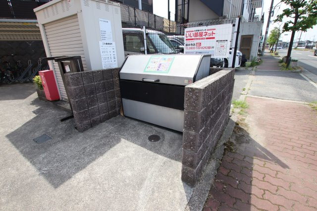 【その他共用部分】 | プラシード | 敷地内ゴミ捨場