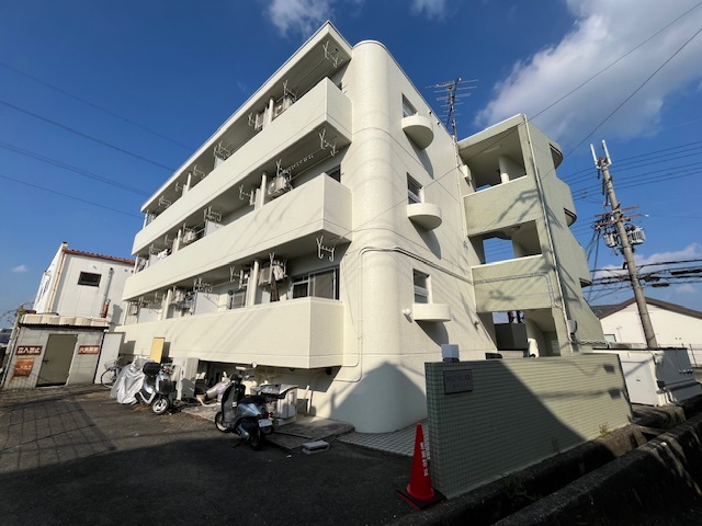 WEST  VILLAGEの外観