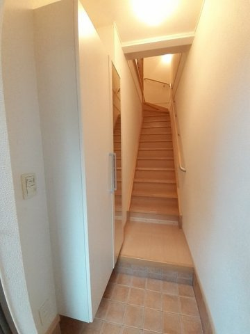 サニーリブＡ棟の玄関