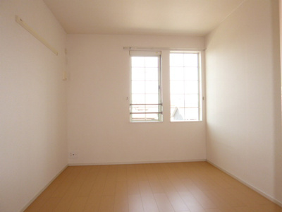 【寝室】 | ノーブルプリムラ