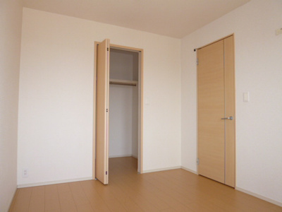 【寝室】 | ノーブルプリムラ