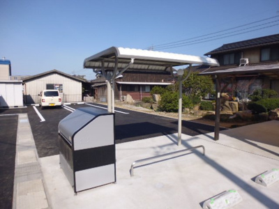 【その他共用部分】 | ノーブルプリムラ | 駐輪場、敷地内専用ゴミステーション