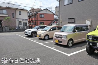 【駐車場】