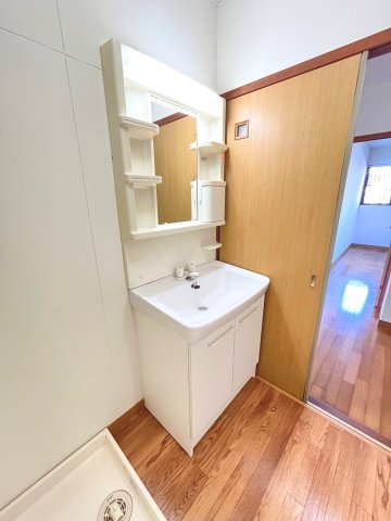 ガーデンパークの洗面所