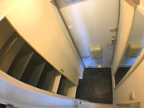 ミランダアルチザンの玄関