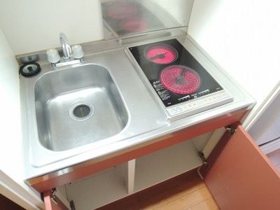 【キッチン】 | レオパレスラビーネ