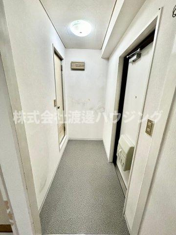 GSハイム第2江坂の玄関