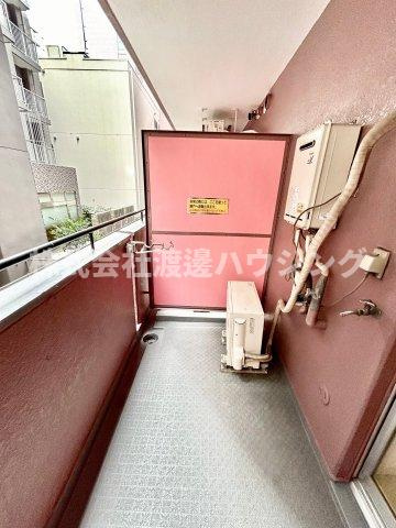 GSハイム第2江坂のバルコニー