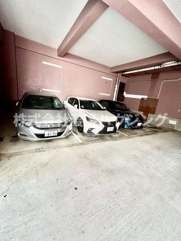 GSハイム第2江坂の駐車場