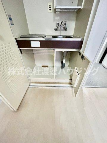 GSハイム第2江坂の収納|キッチン下収納