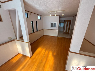 【居間・リビング】 | 河内長野市緑ヶ丘南町中古住宅