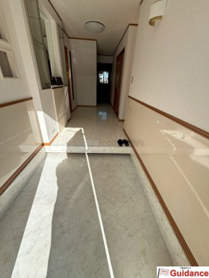 【玄関】 | 河内長野市緑ヶ丘南町中古住宅