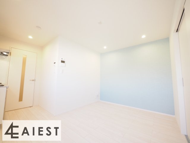Ealing Apartmentの居間・リビング