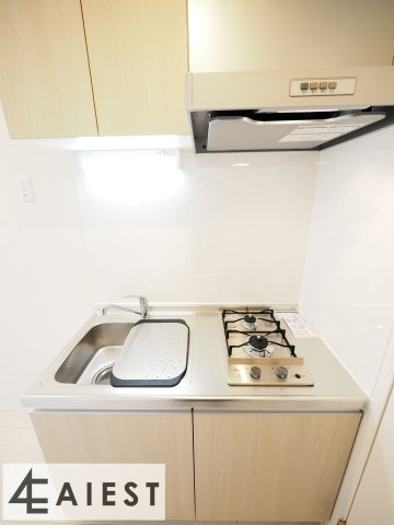 Ealing Apartmentのキッチン